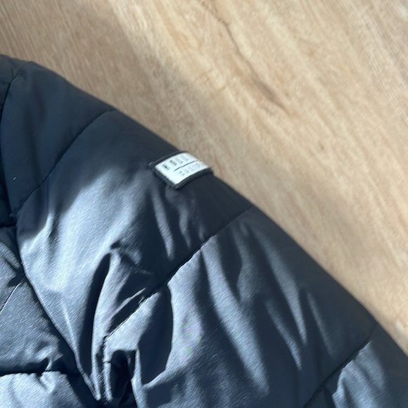 Hollister sherpa lined  puffer parka - Picture 4 of 6